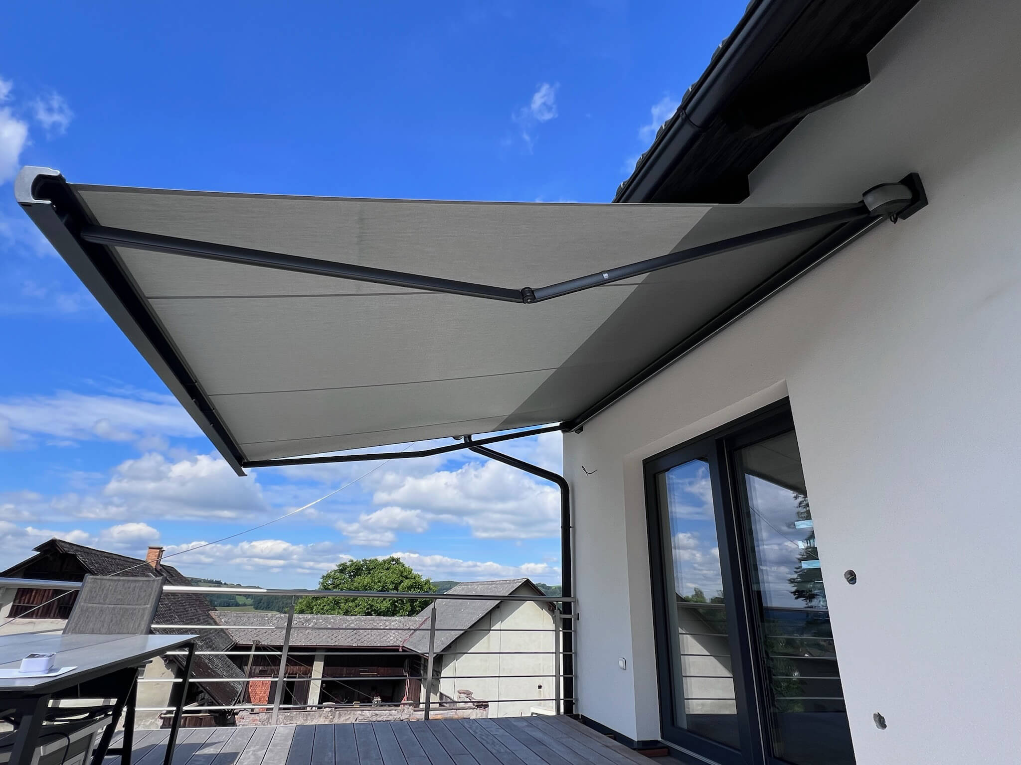 realizace markýzy markilux mx3
