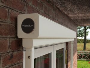 Markilux 730 haus mit reet detail kassette 201911